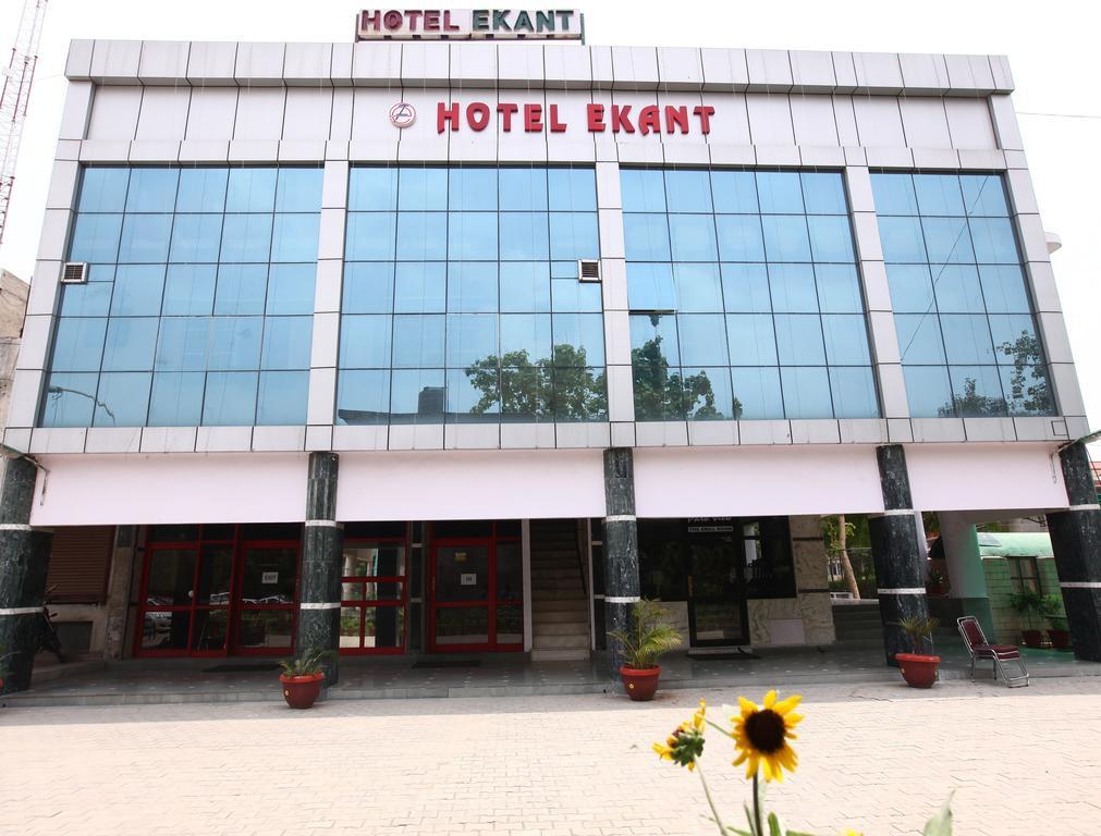 פארידבד Hotel Ekant מראה חיצוני תמונה