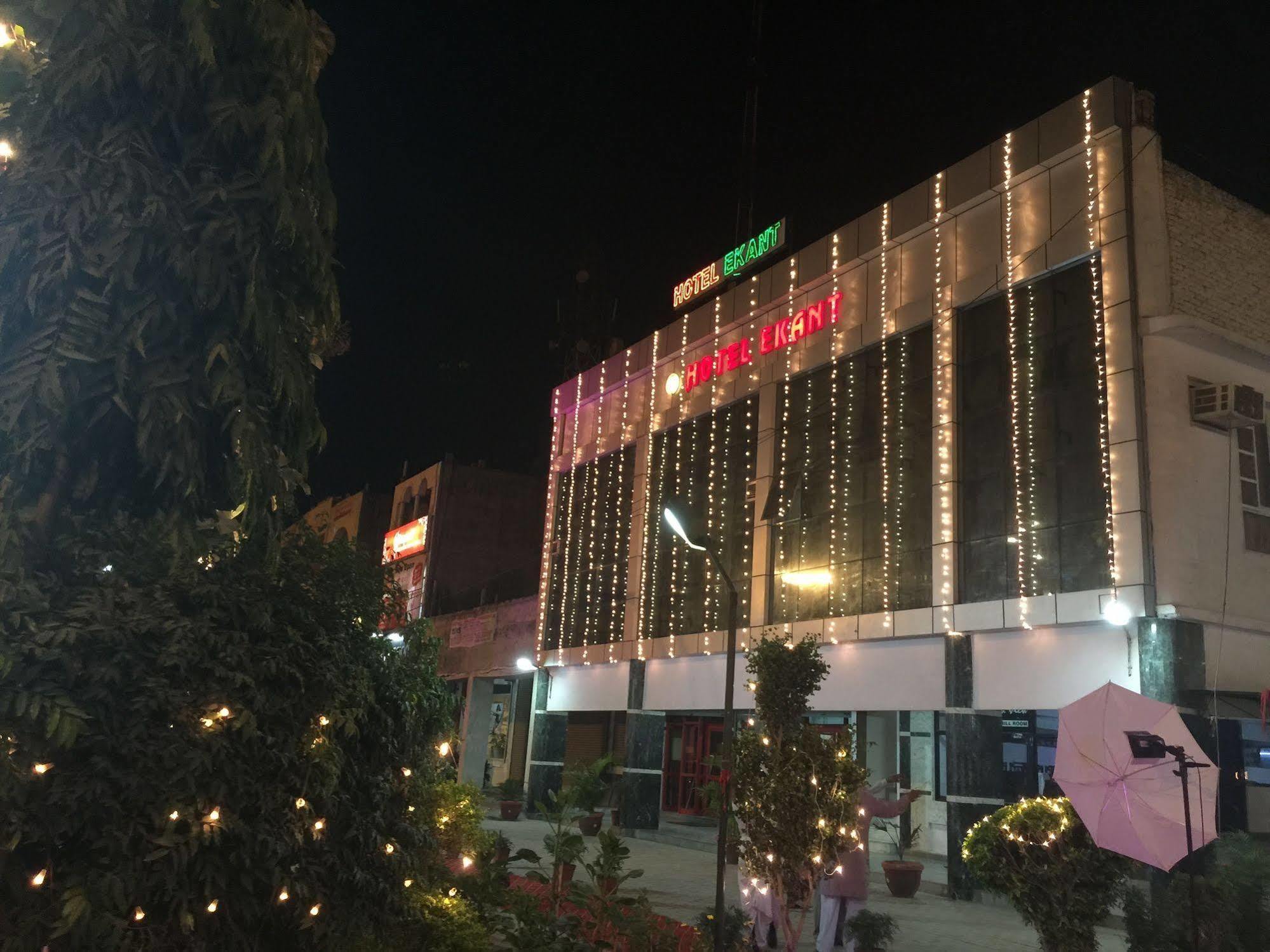 פארידבד Hotel Ekant מראה חיצוני תמונה