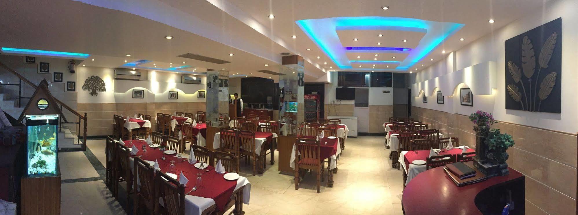 פארידבד Hotel Ekant מראה חיצוני תמונה