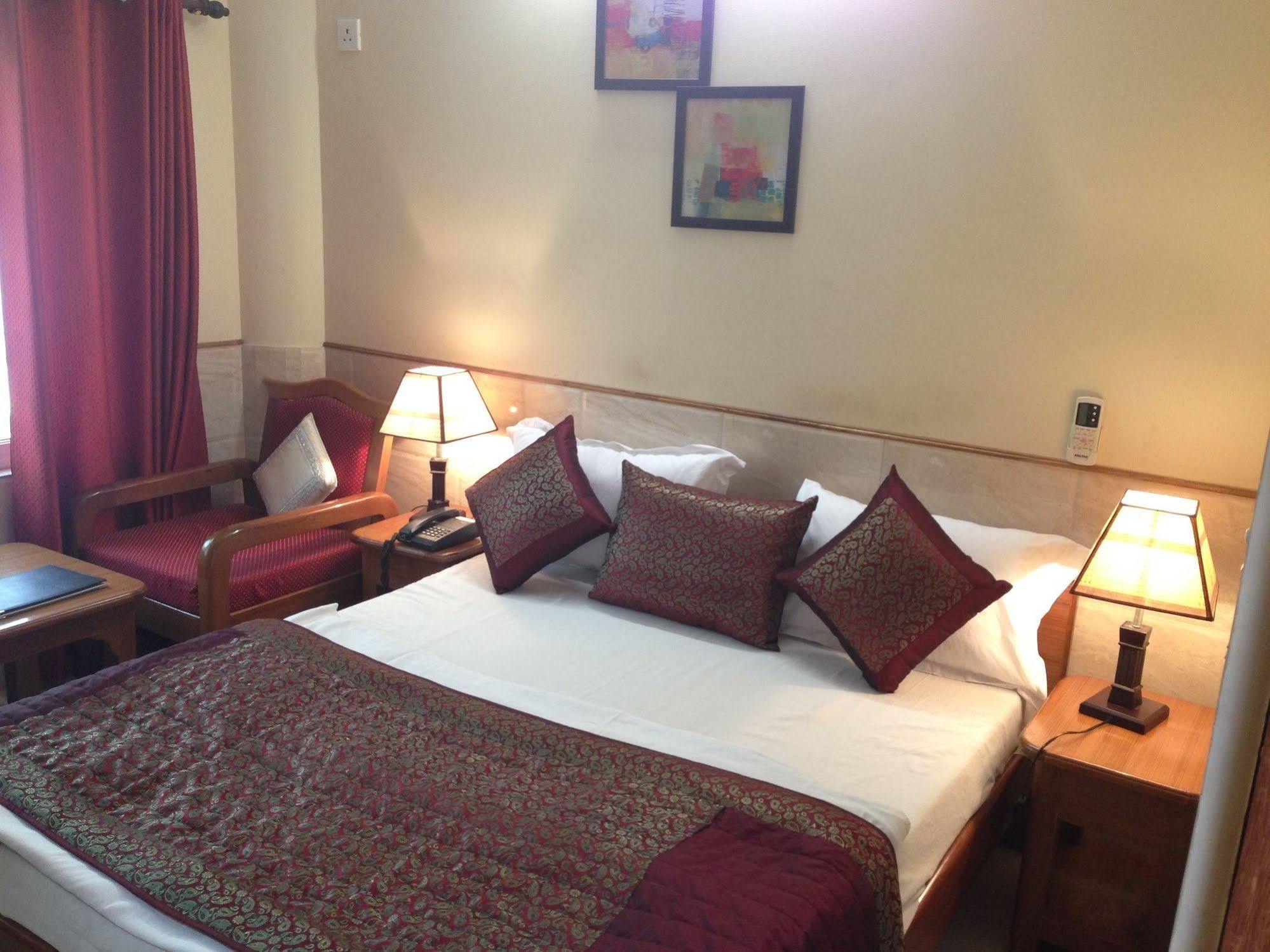 פארידבד Hotel Ekant מראה חיצוני תמונה